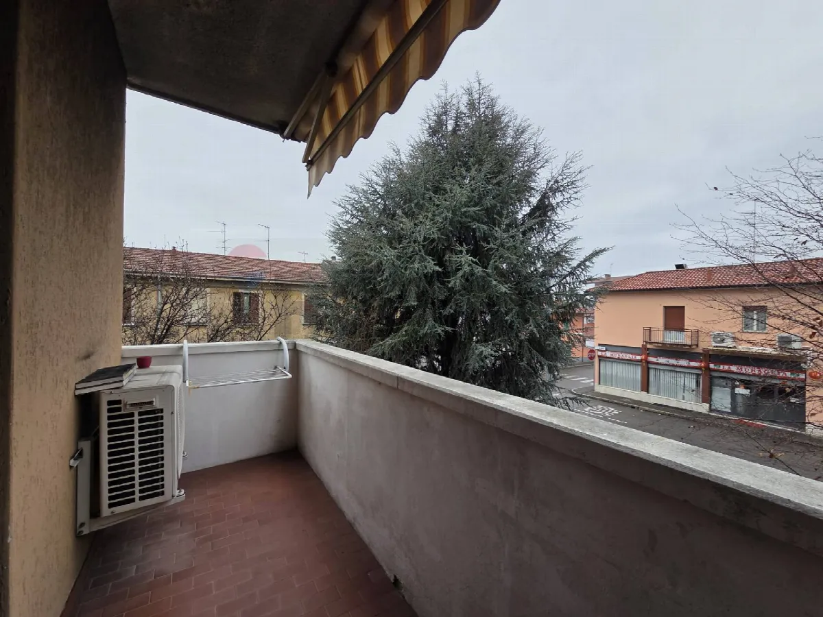 Appartamento in vendita a Gallarate, Sciarè - foto 5