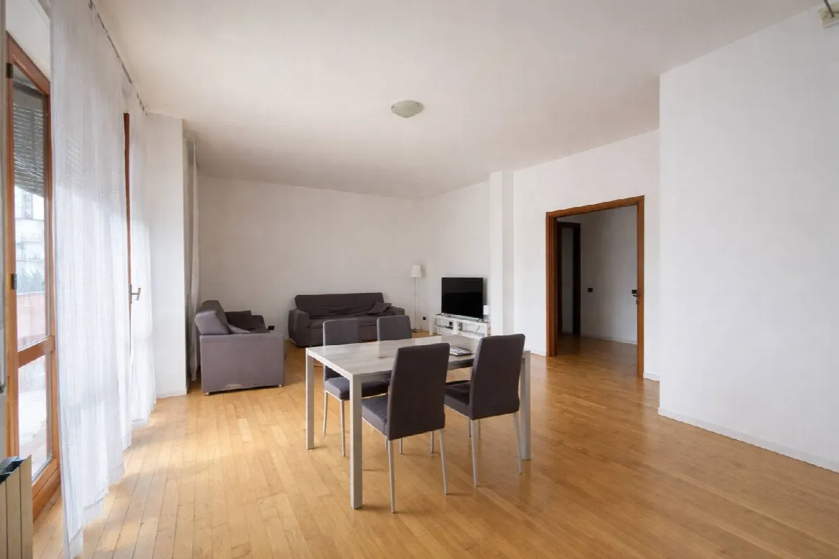 Appartamento in vendita a Varese, Centro - foto 2