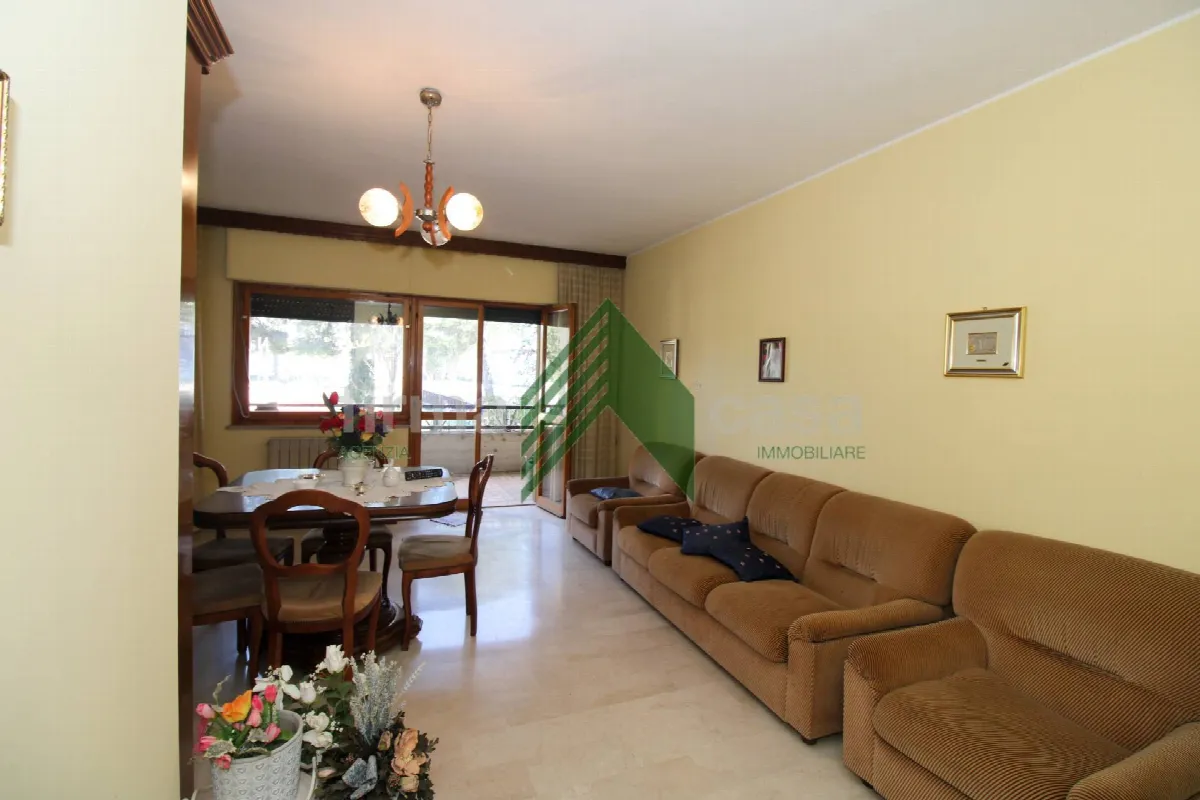 Appartamento in vendita a Teramo, Semicentro - foto 9