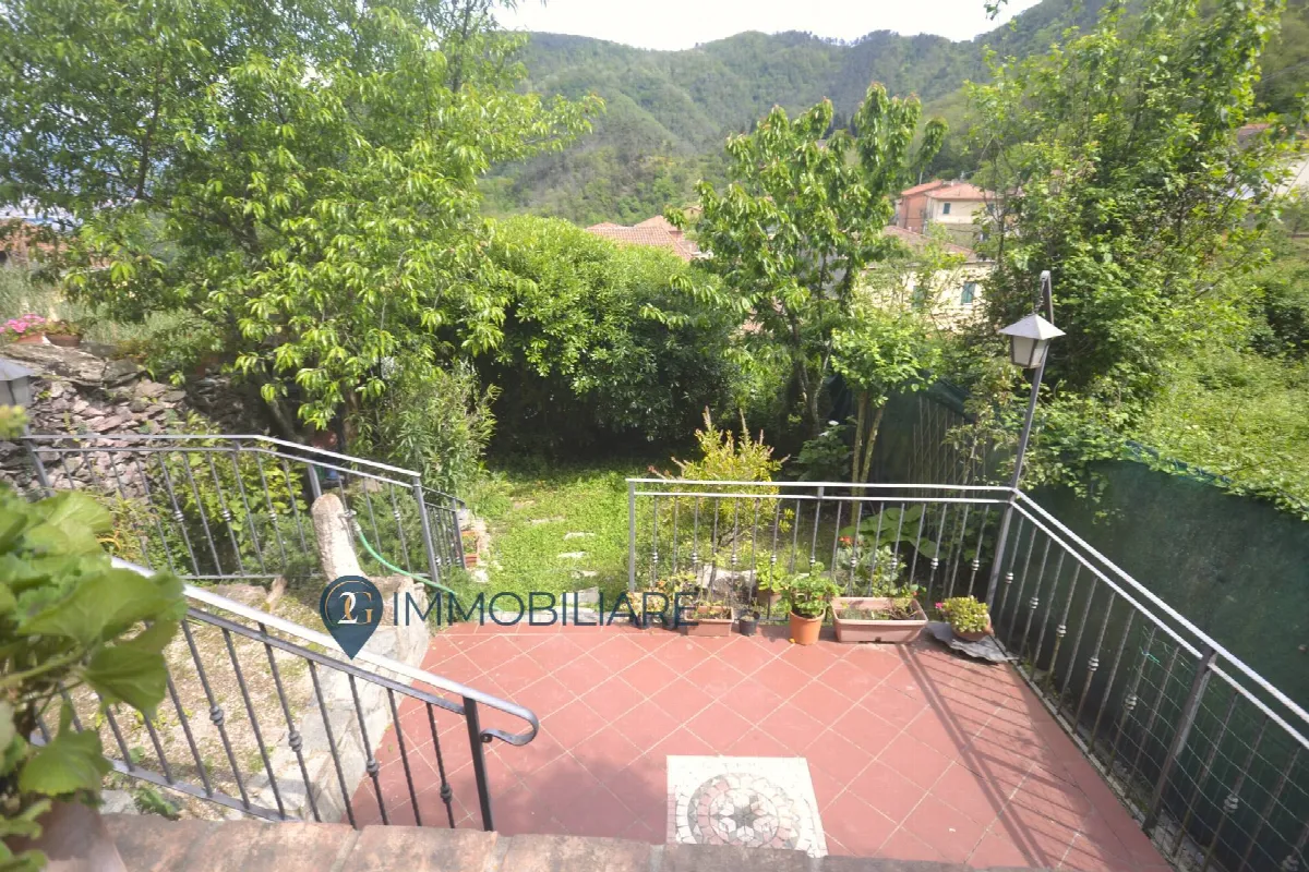 Appartamento in vendita a La Spezia, Biassa - foto 1