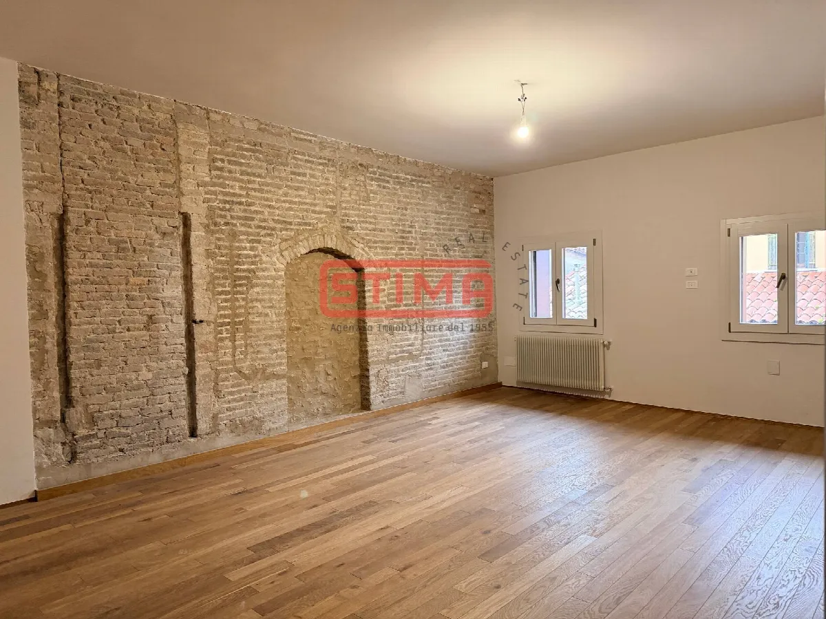 Appartamento in vendita a Treviso, Centro storico - foto 2