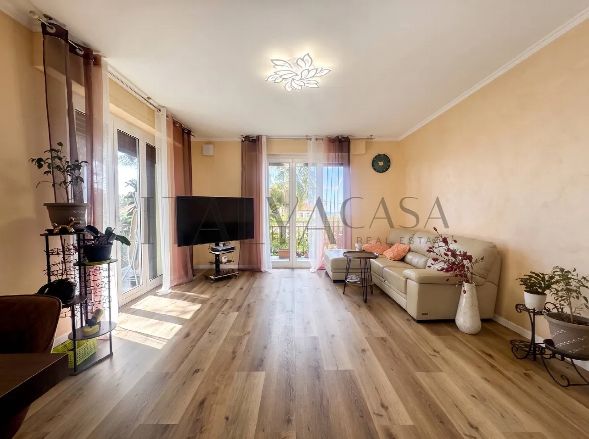 Appartamento in vendita a Sanremo, Centro Sanremo - foto 1