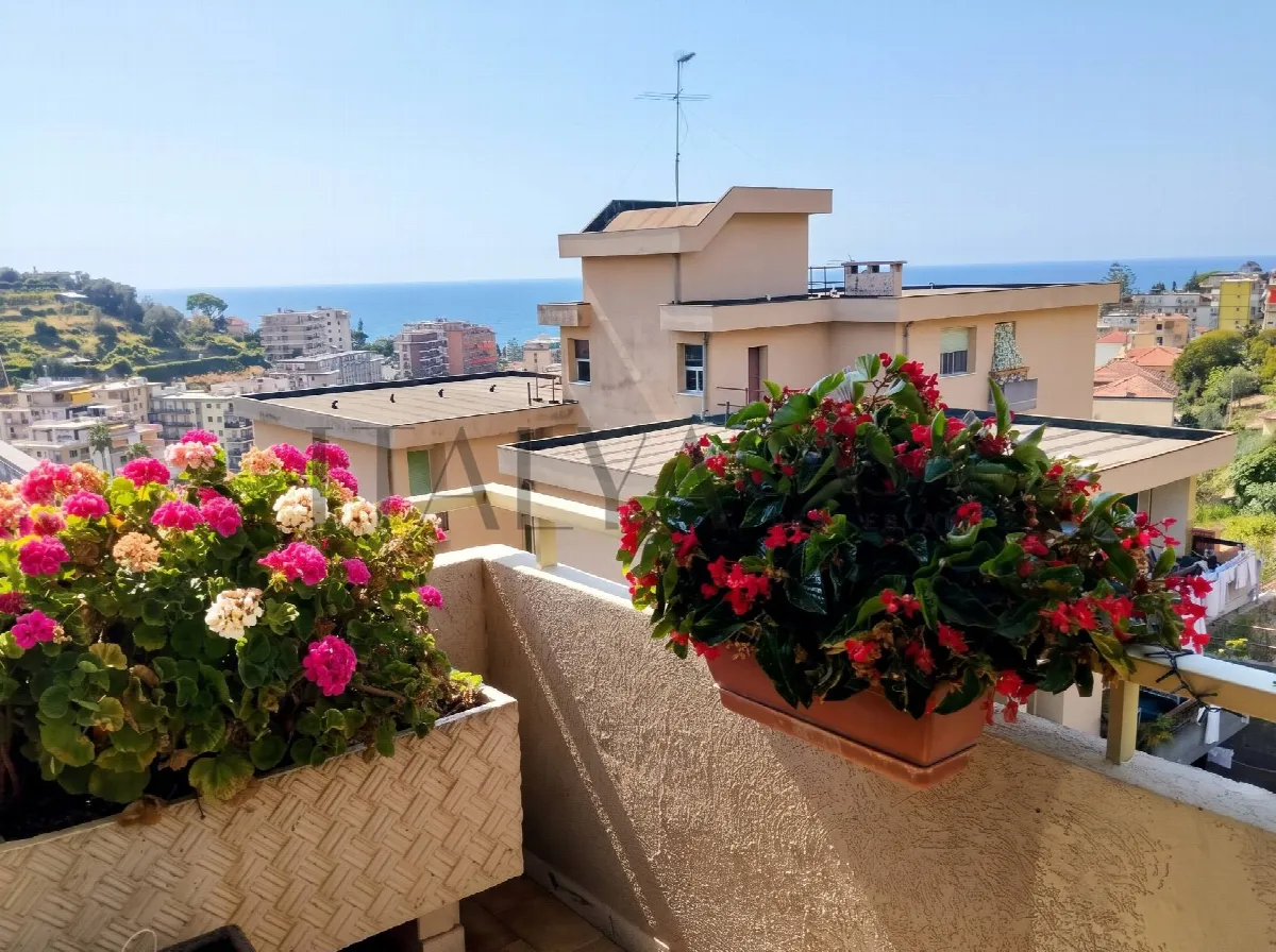 Appartamento in vendita a Sanremo, San Martino - foto 4