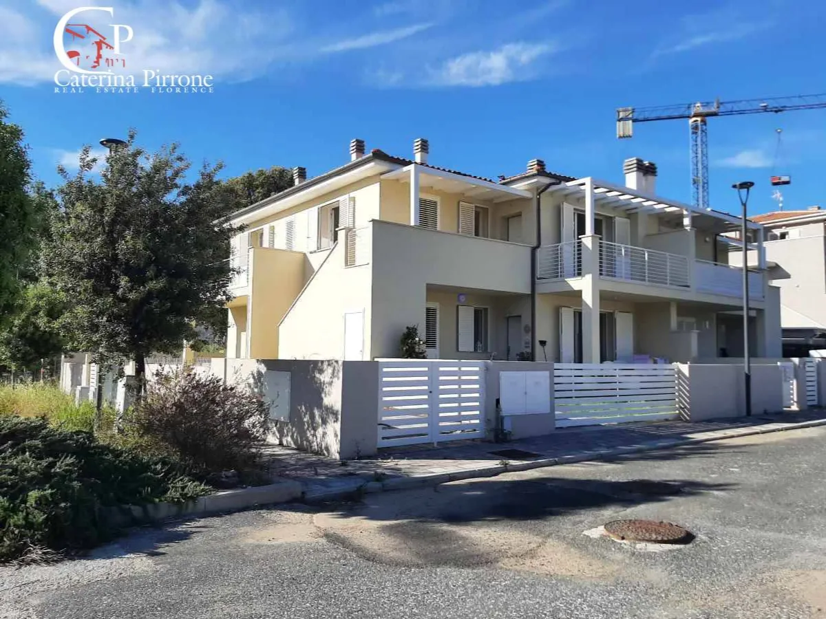 Appartamento indipendente in vendita a Cecina, Cecina Mare - foto 4