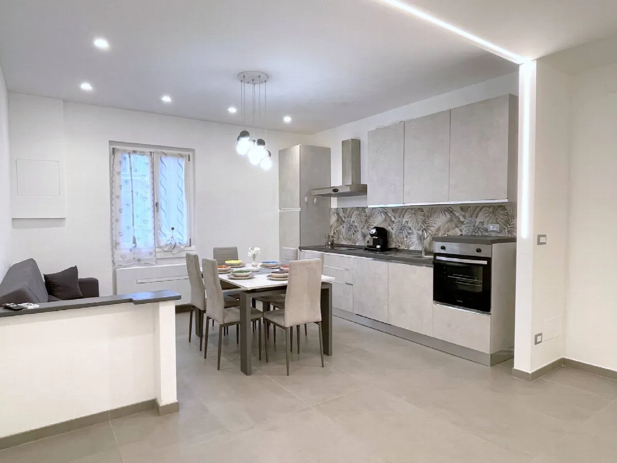 Appartamento in vendita a Savona, S. Rita - foto 1
