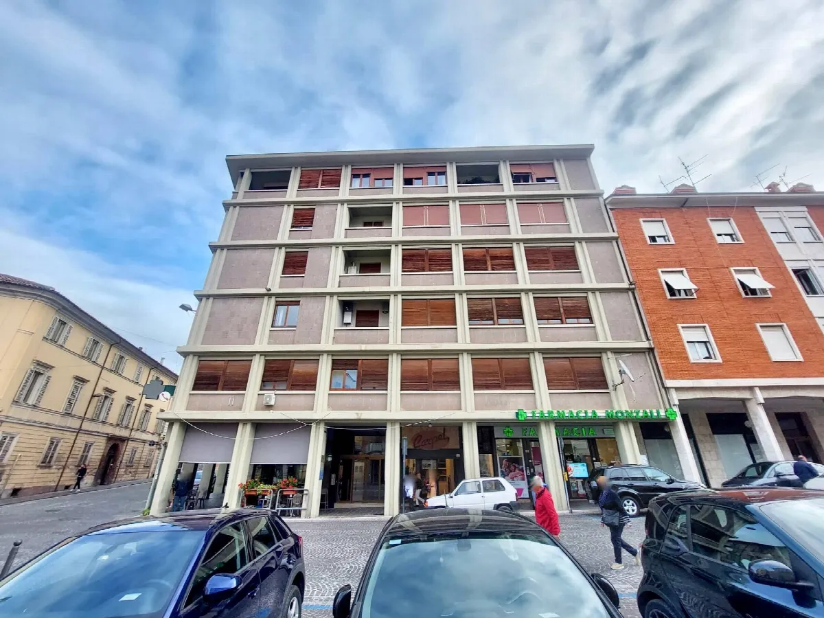 Appartamento in vendita a Fabriano, CENTRO STORICO - foto 1