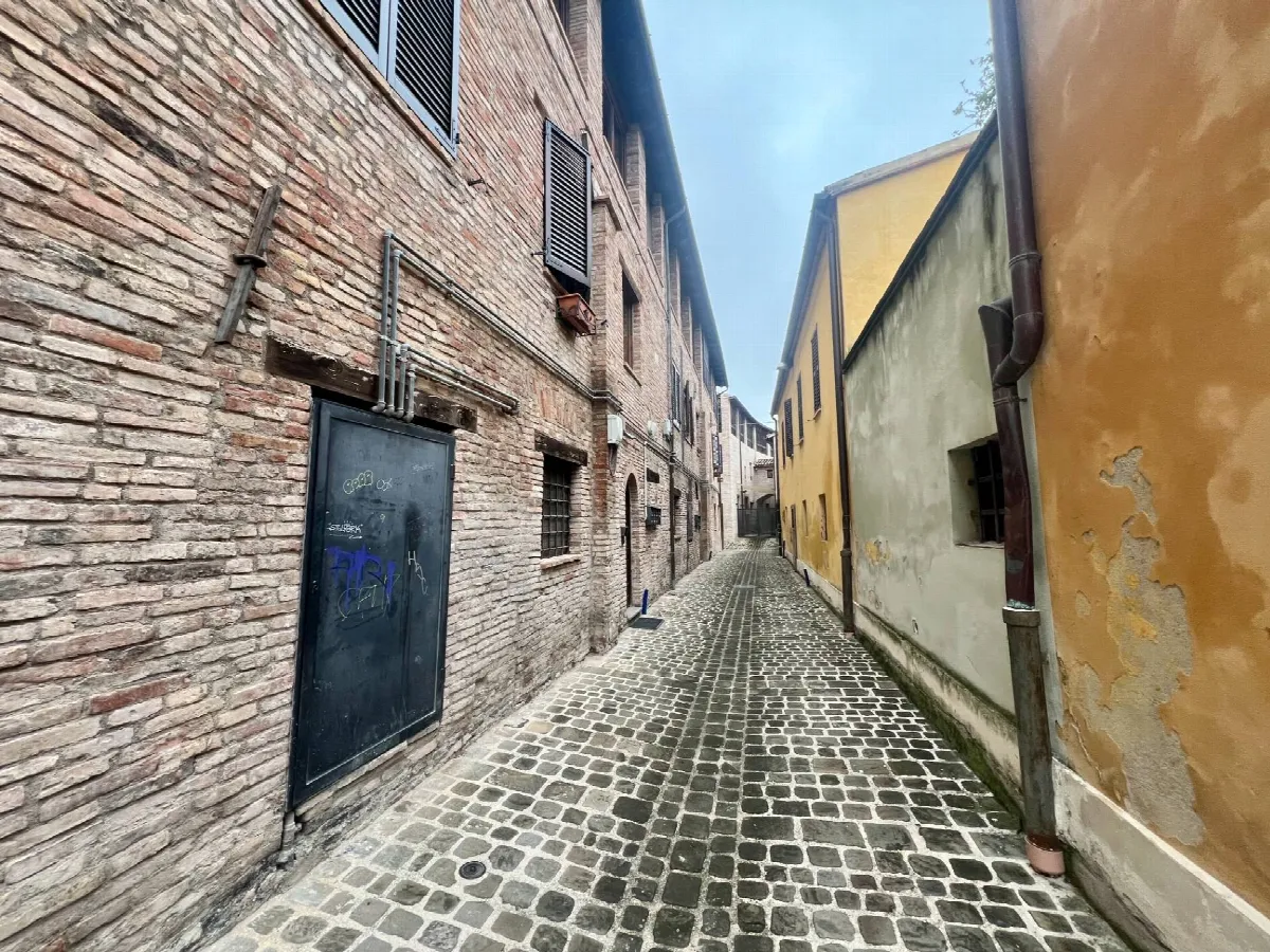 Appartamento in vendita a Fabriano, CENTRO STORICO - foto 1