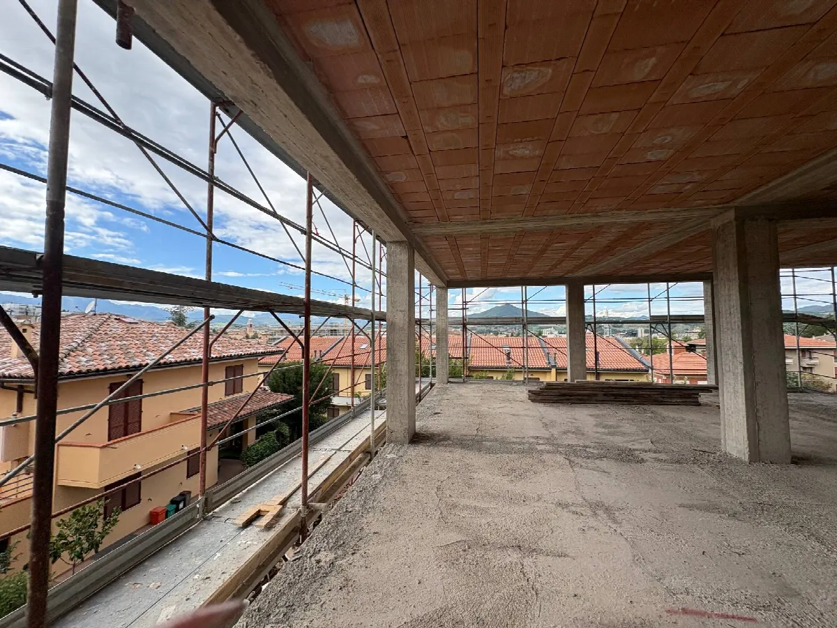 Appartamento in vendita a Fabriano, SEMI PERIFERIA - foto 1