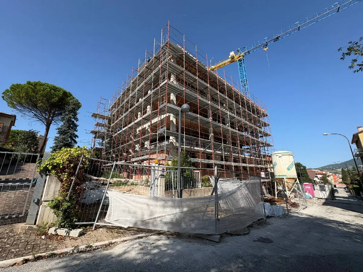 Appartamento in vendita a Fabriano, SEMI PERIFERIA - foto 3