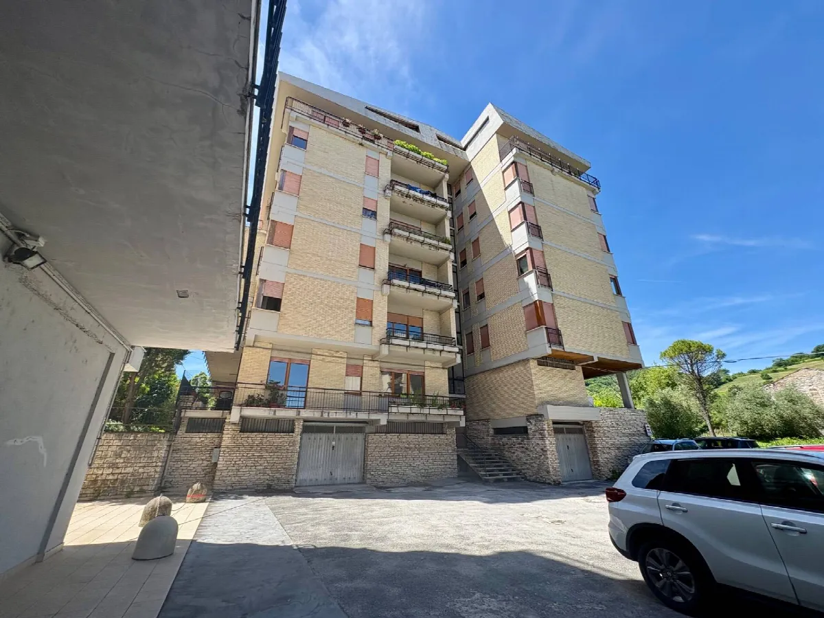 Appartamento in vendita a Fabriano, SEMI PERIFERIA - foto 4