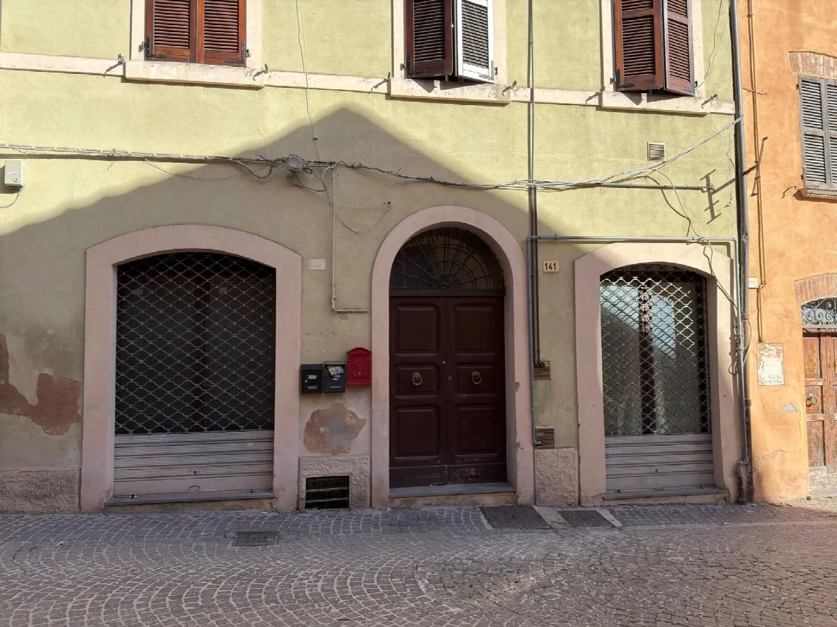 Appartamento in vendita a Fabriano, CENTRO STORICO - foto 3