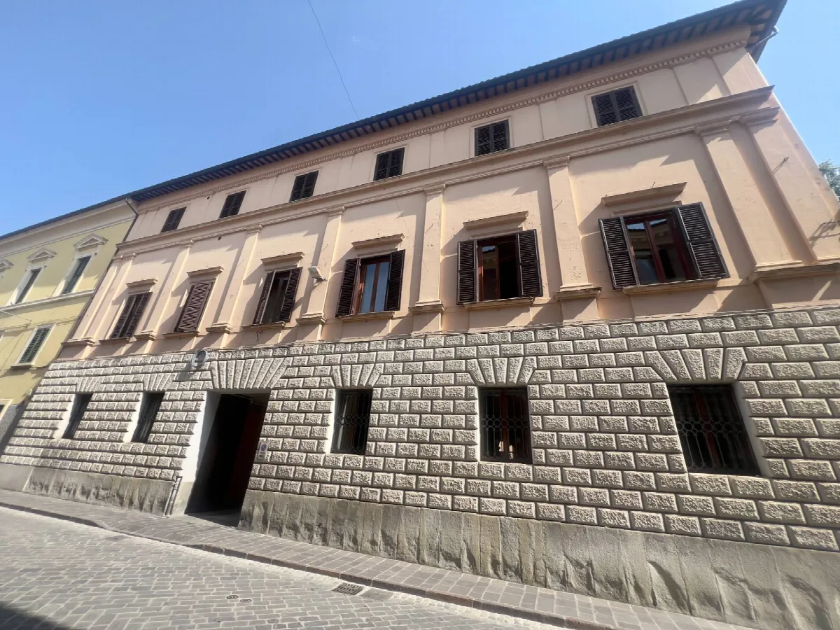 Appartamento in vendita a Fabriano, CENTRO STORICO - foto 3