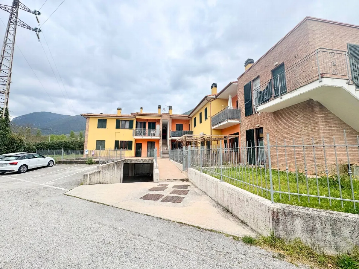 Appartamento in vendita a Fabriano, FRAZIONI - foto 3
