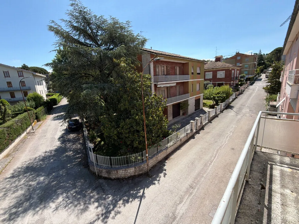 Appartamento in vendita a Fabriano, SEMI PERIFERIA - foto 7