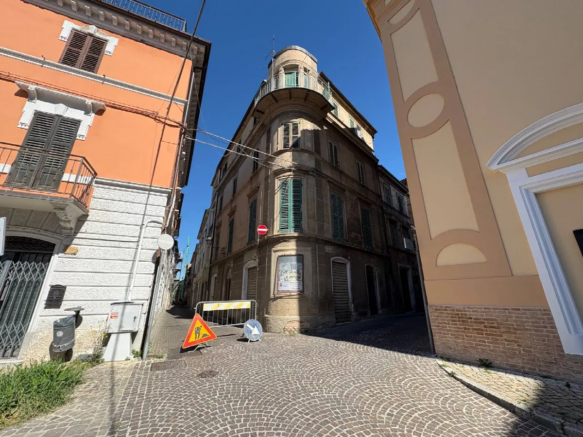 Appartamento in vendita a Cerreto d'Esi - foto 2