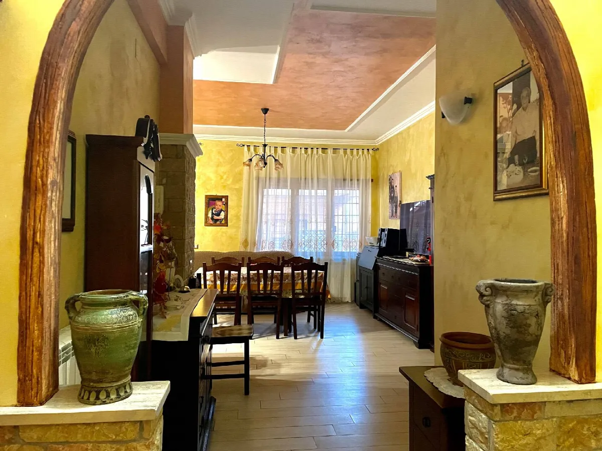 Appartamento in vendita a Pomezia, Centro - foto 5