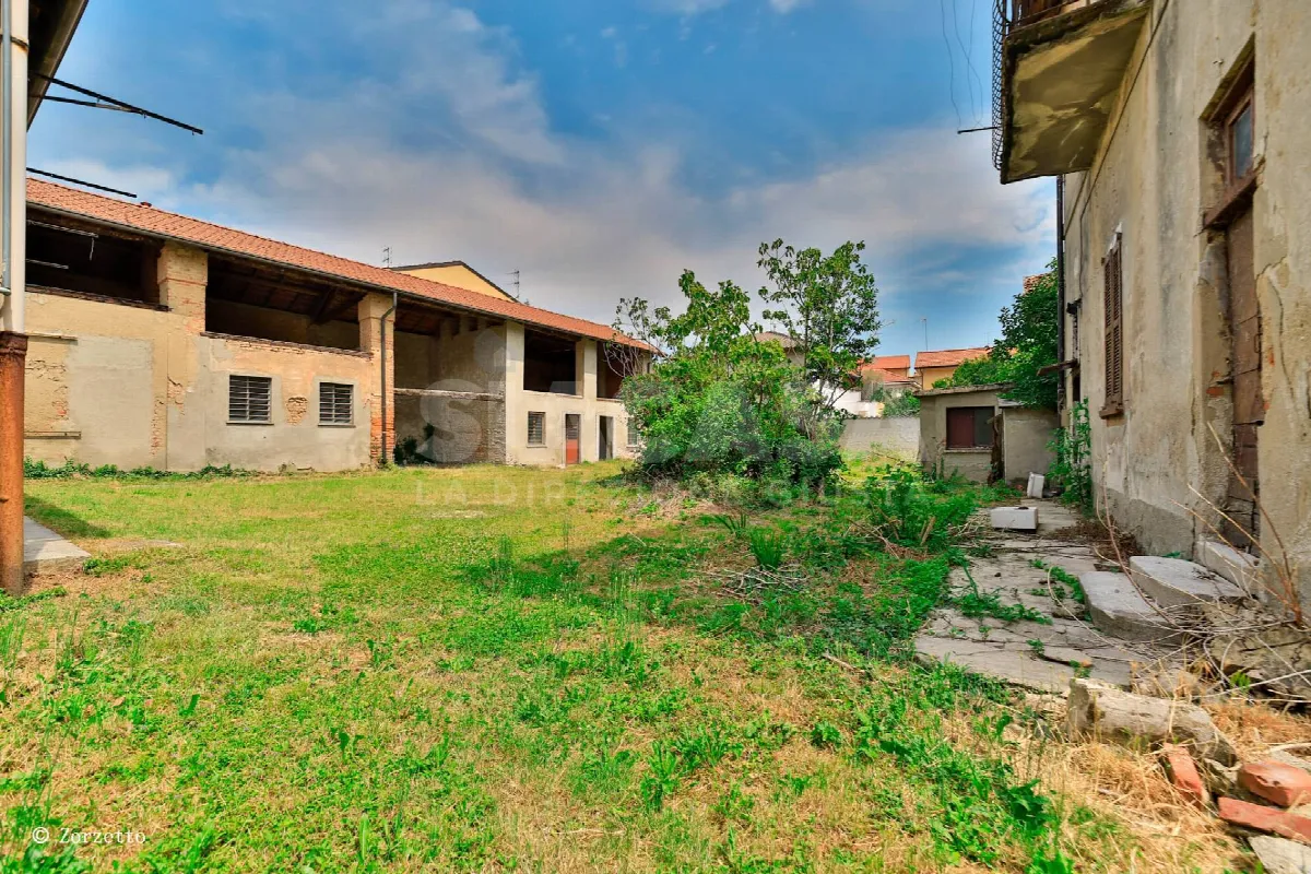 Rustico casale in vendita a Bernareggio - foto 3