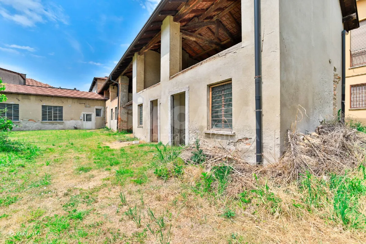 Rustico casale in vendita a Bernareggio - foto 8