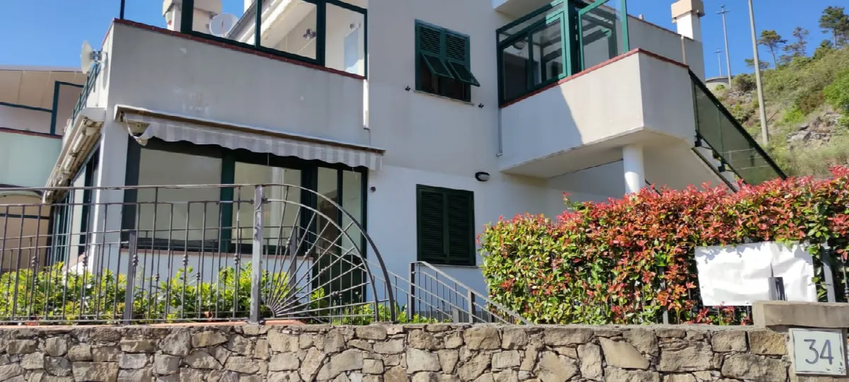 Appartamento in vendita a Celle Ligure - foto 1