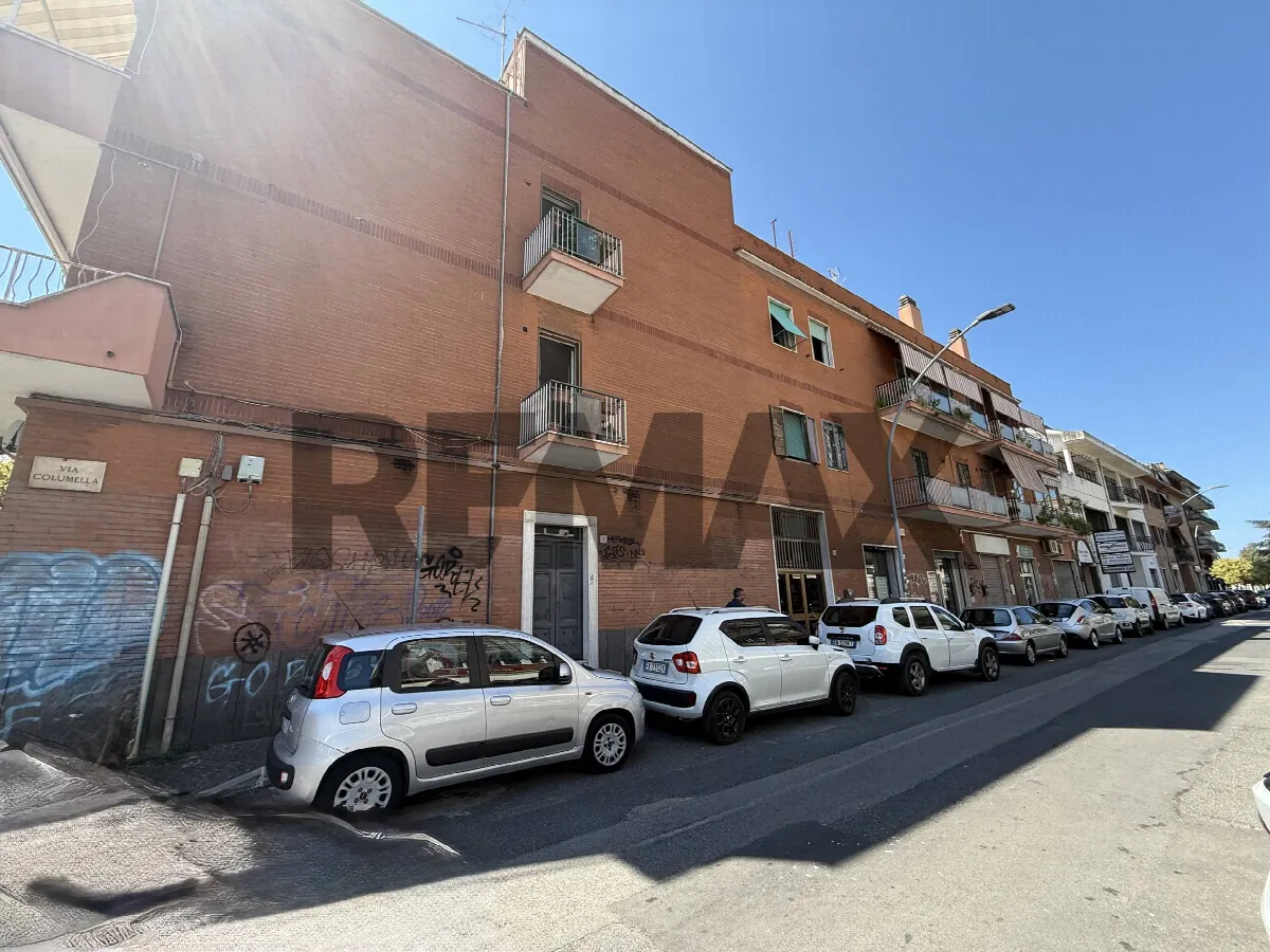 Appartamento in vendita a Pomezia, Centro - foto 1
