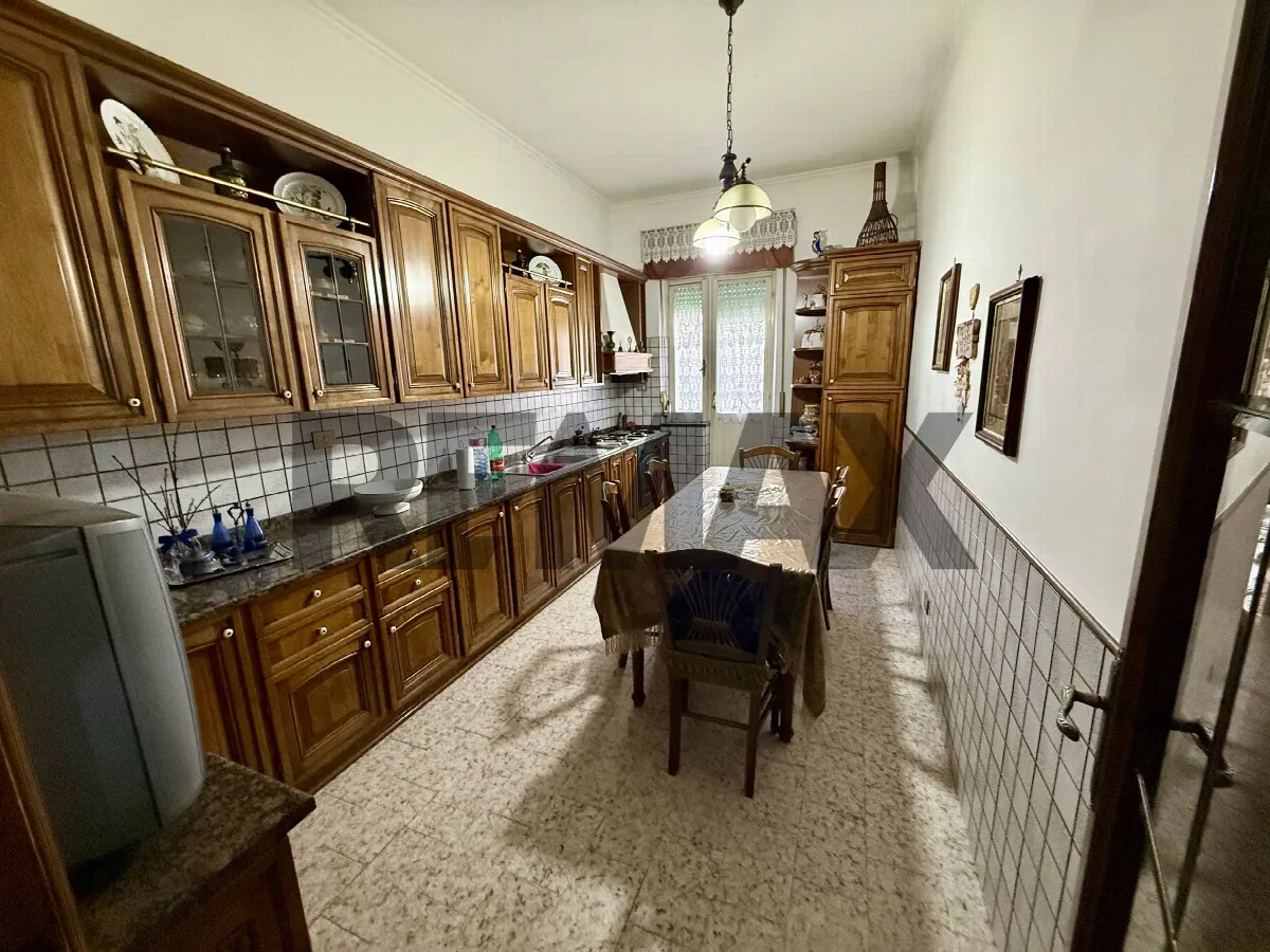 Appartamento in vendita a Pomezia, Centro - foto 9