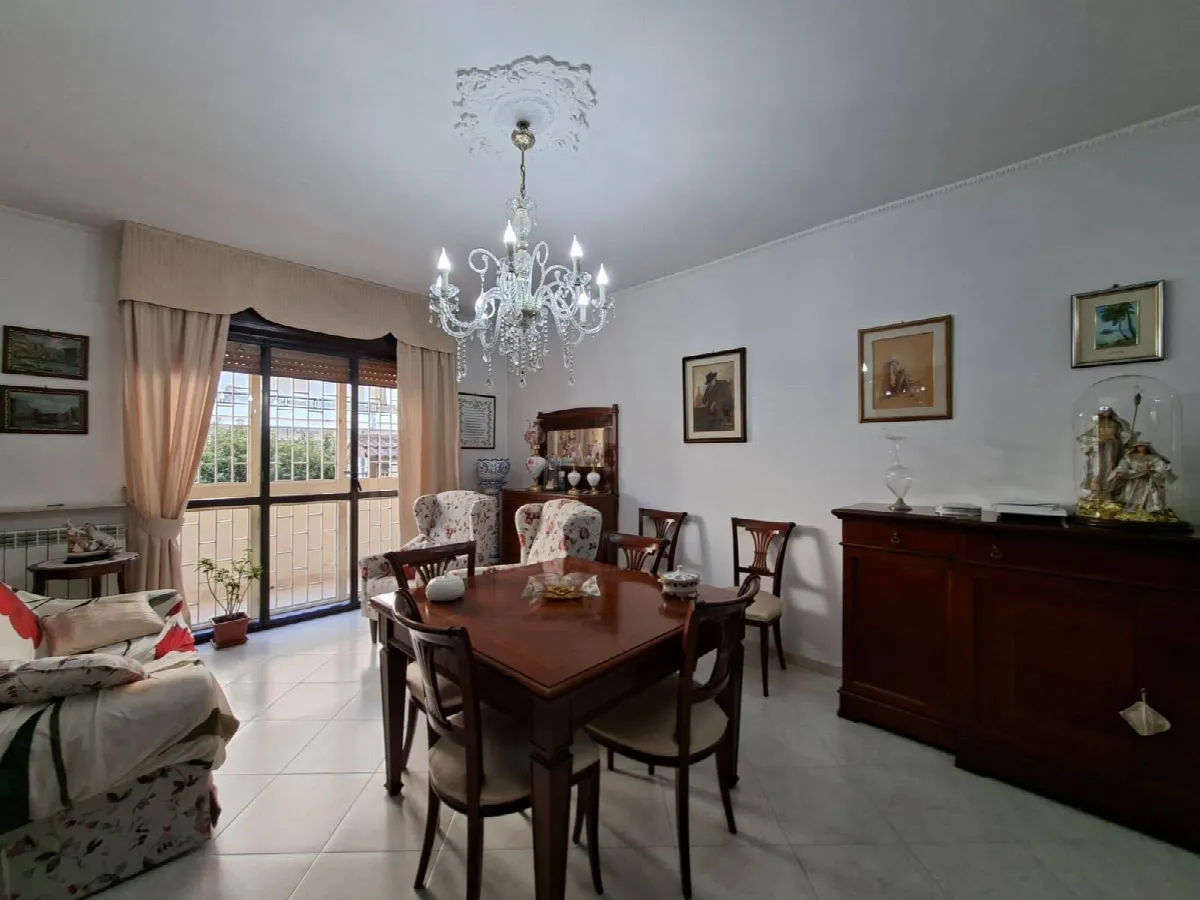 Appartamento in vendita a Caserta, Centro - foto 1