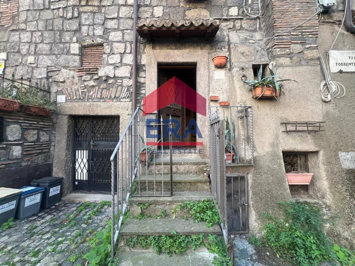 Appartamento in vendita a Viterbo, Pianoscarano - foto 1