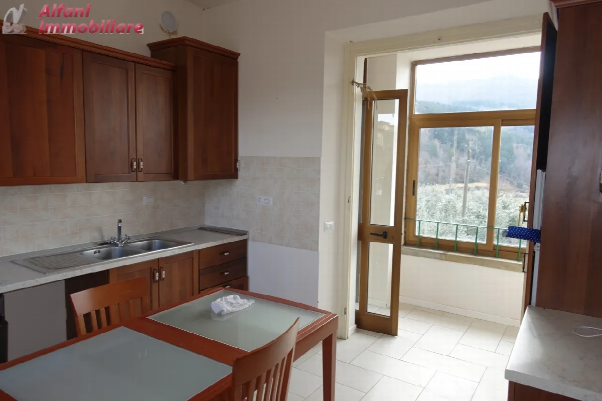 Appartamento indipendente in vendita a Chitignano - foto 2