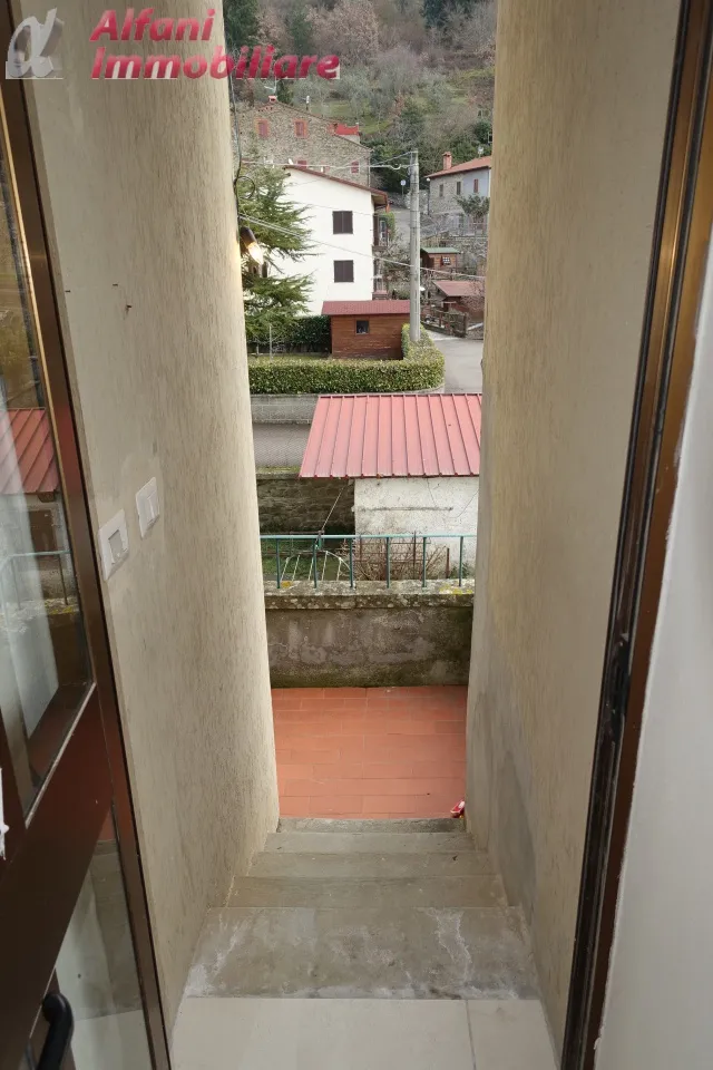 Appartamento indipendente in vendita a Chitignano - foto 3