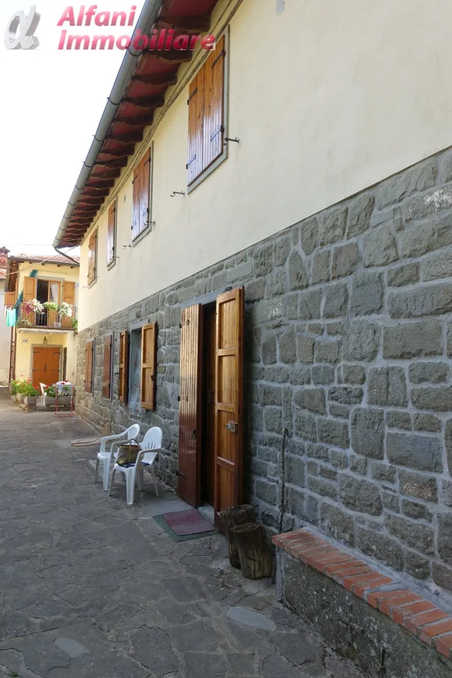 Appartamento indipendente in vendita a Castel San Niccolò - foto 1