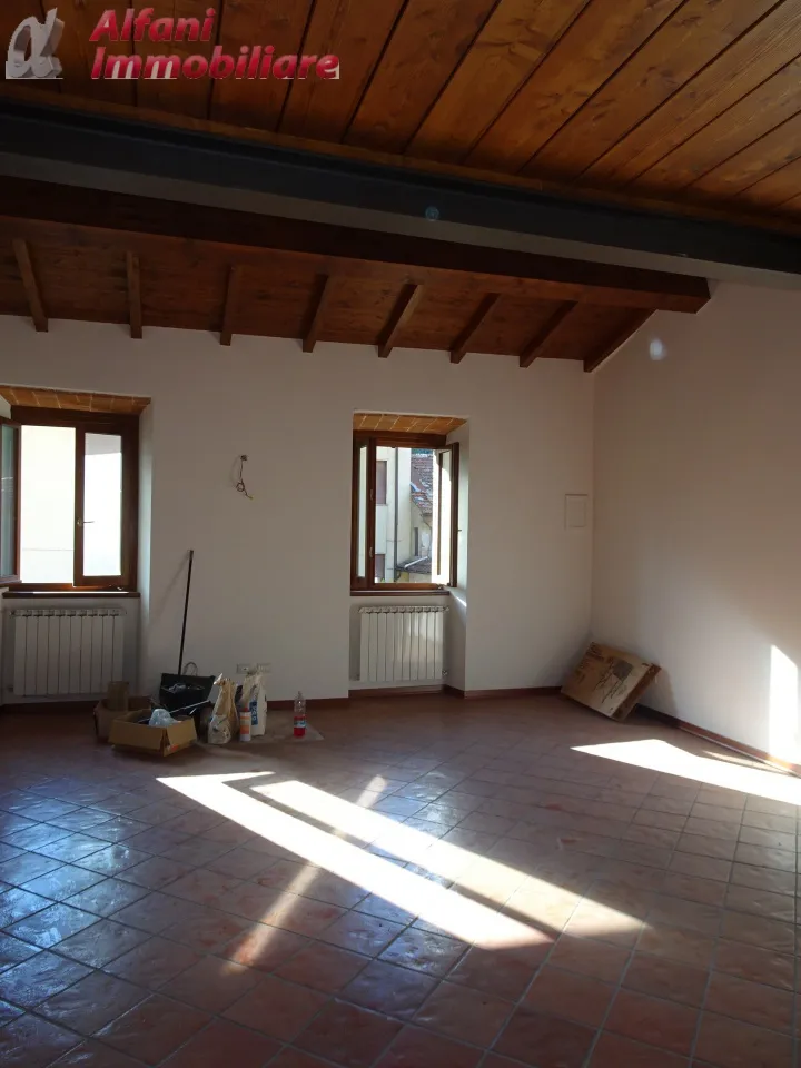 Appartamento in vendita a Castel San Niccolò - foto 8