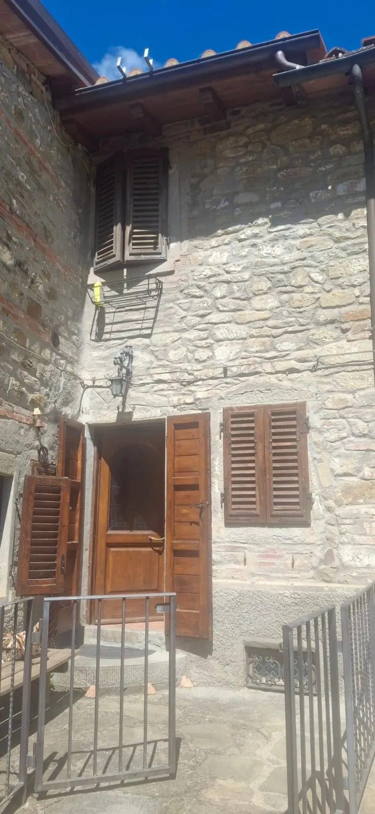 Appartamento indipendente in vendita a Castel San Niccolò - foto 2