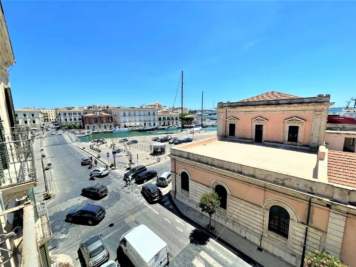 Appartamento in vendita a Siracusa, Ortigia - foto 1