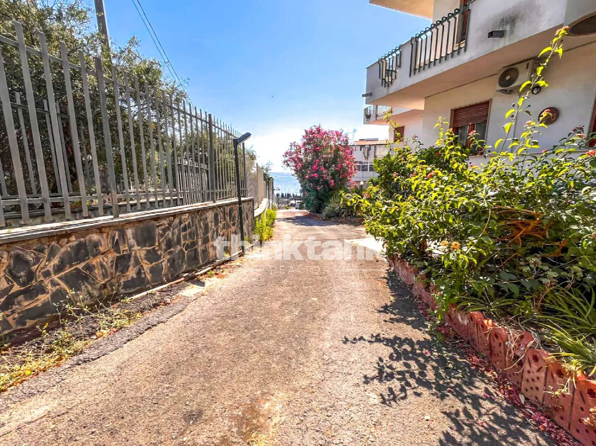 Appartamento in vendita a Aci Castello, Acitrezza - foto 2