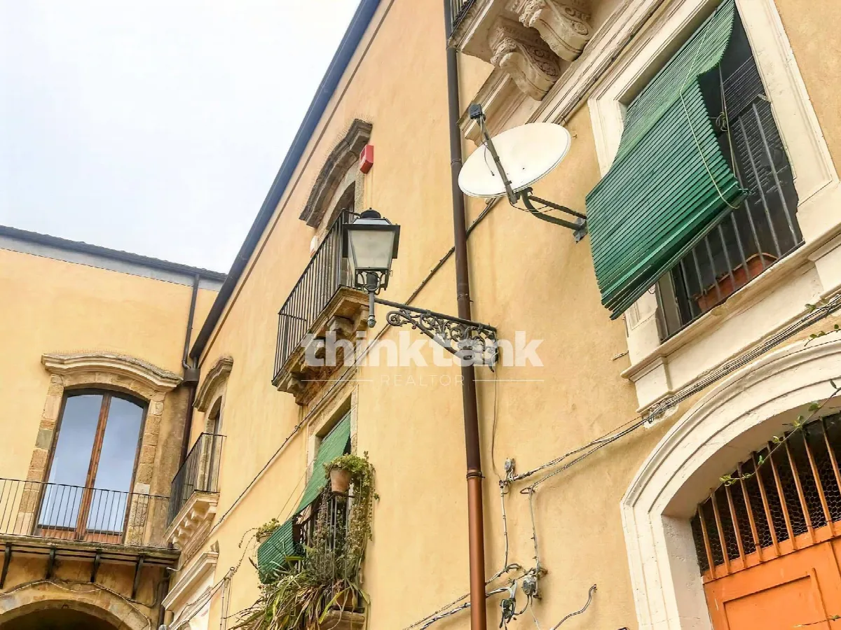 Appartamento indipendente in vendita a Caltagirone - foto 1