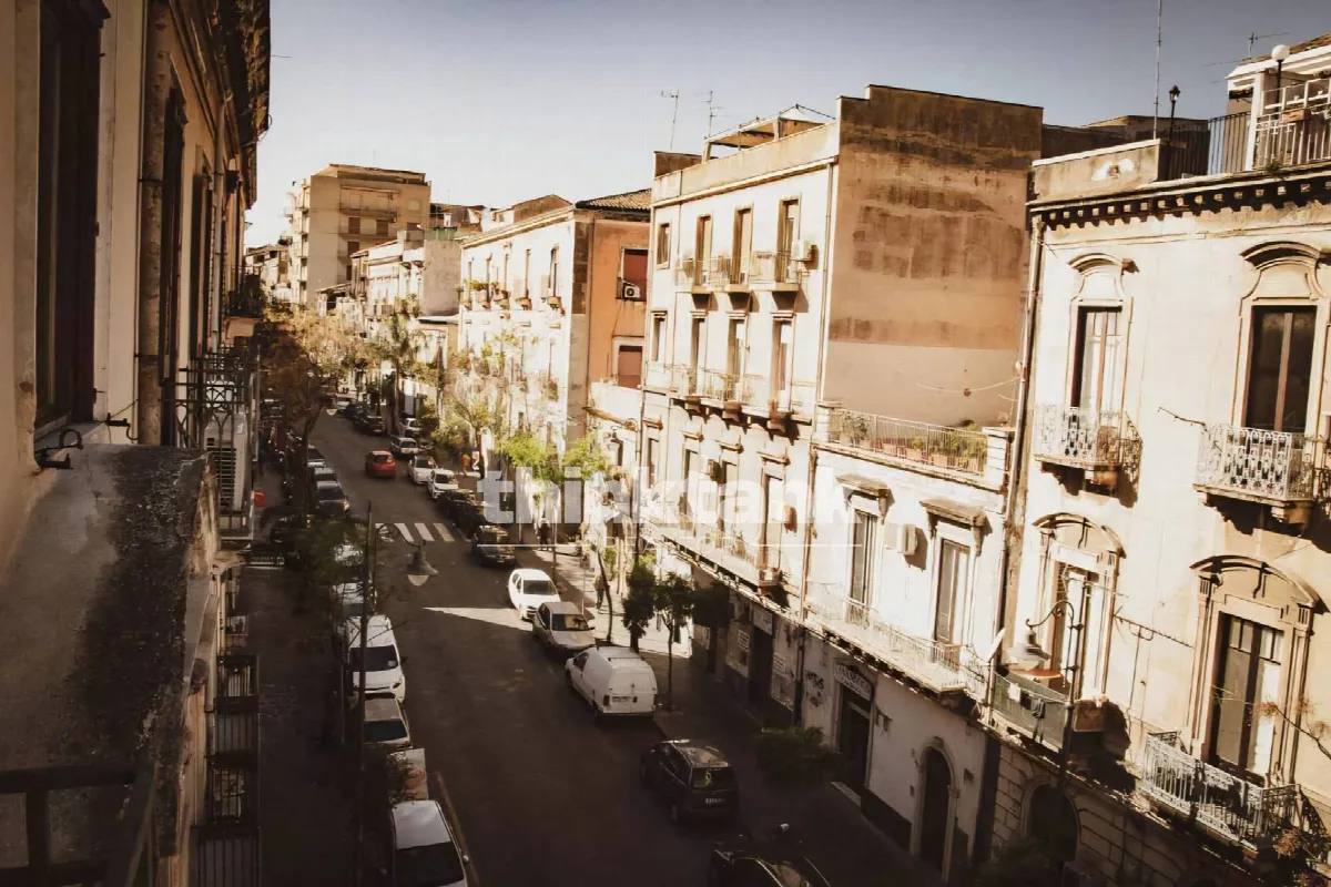 Appartamento in vendita a Catania, Zona centro - foto 2