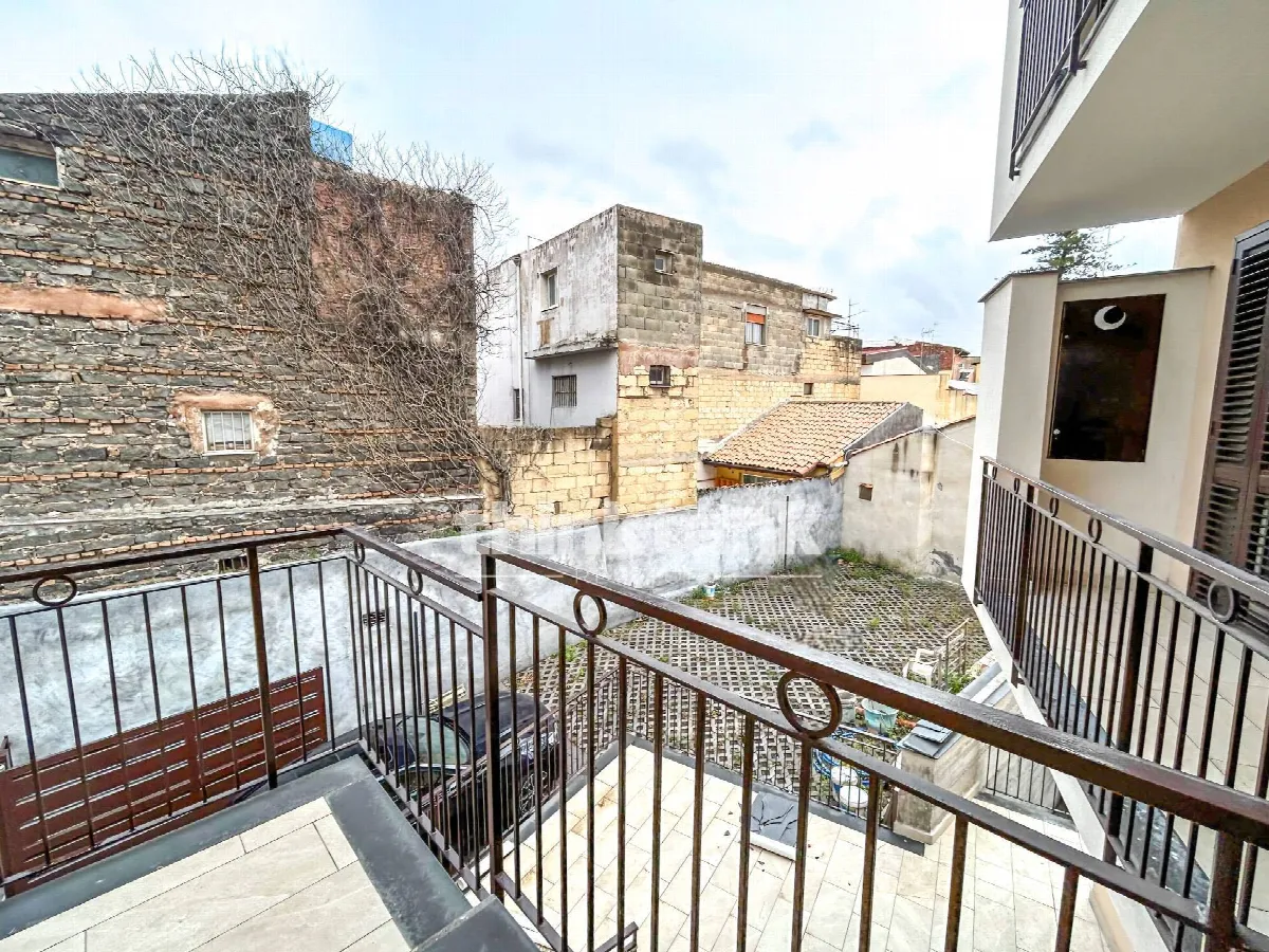 Appartamento in vendita a Catania, Borgo,Sanzio,Beccaria,Lanza,Cibali - foto 1