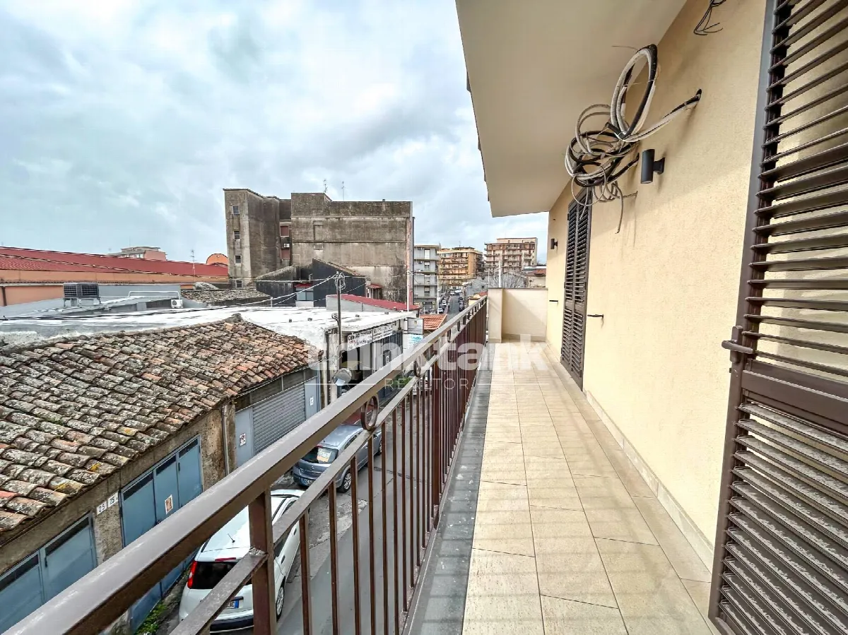 Appartamento in vendita a Catania, Borgo,Sanzio,Beccaria,Lanza,Cibali - foto 2