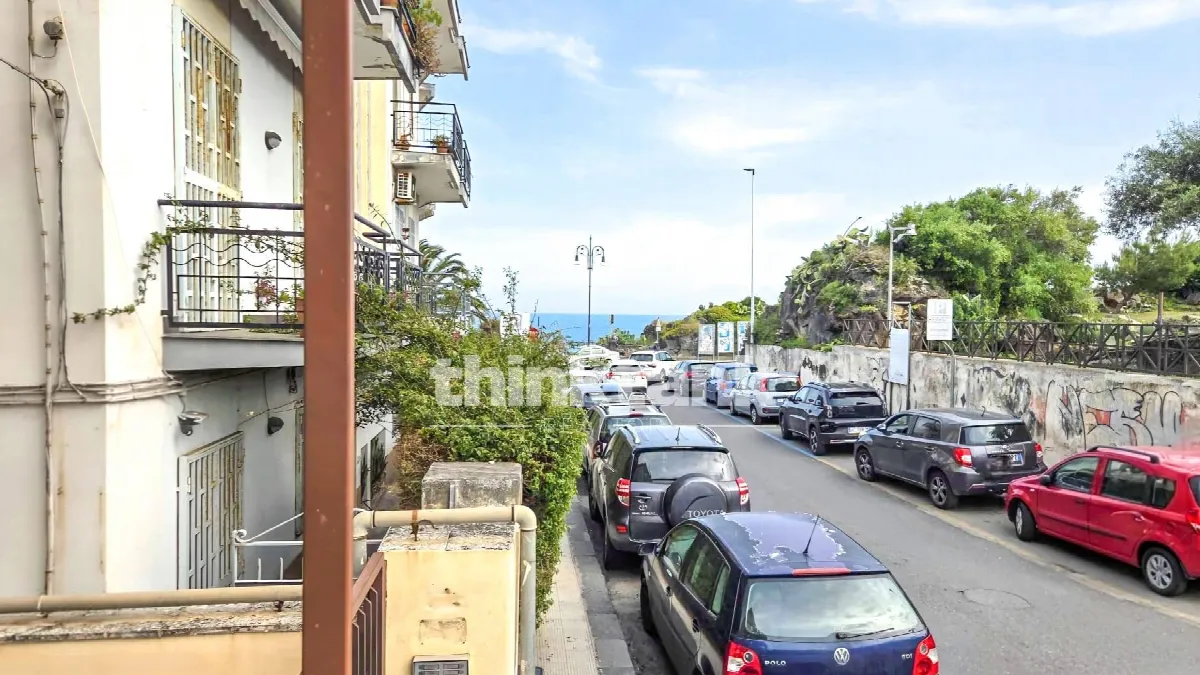 Appartamento in vendita a Aci Castello - foto 1