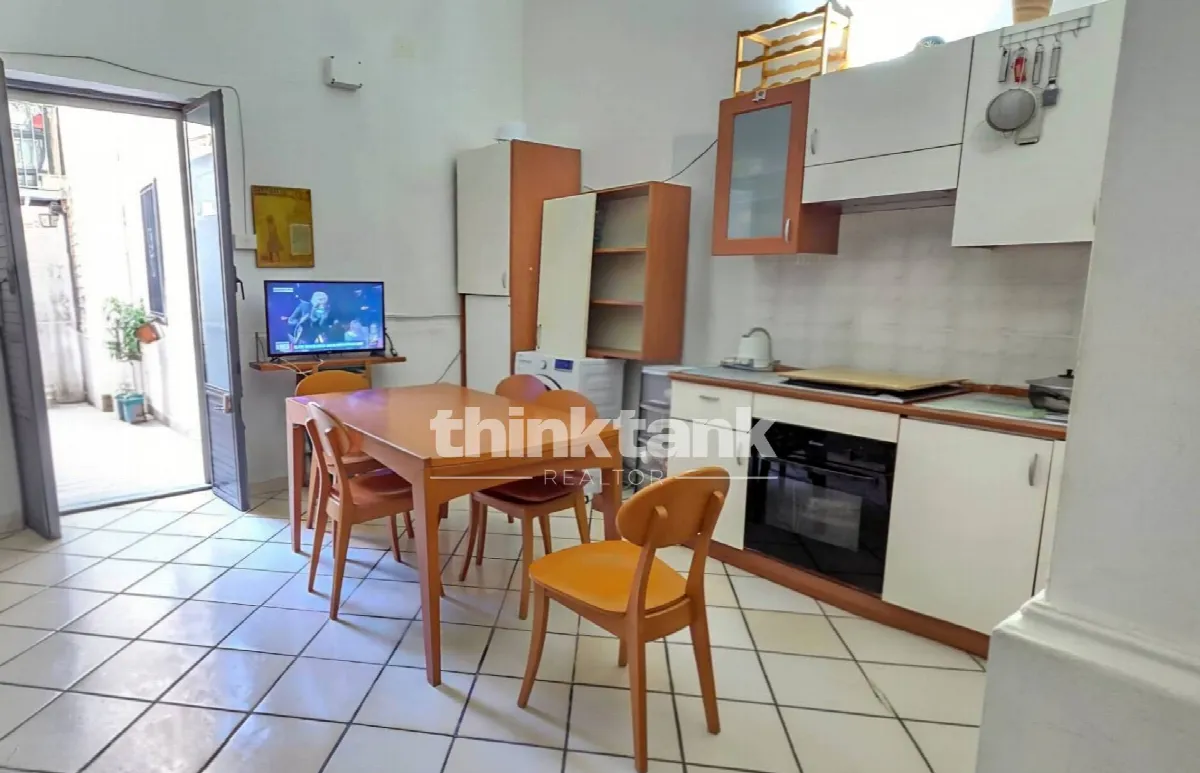 Appartamento indipendente in vendita a Catania, Vulcania,Caronda,Lincoln,Imbriani,Province - foto 2