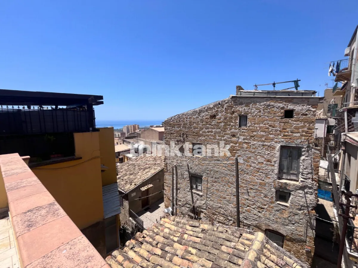 Appartamento in vendita a Agrigento, Centro - foto 2