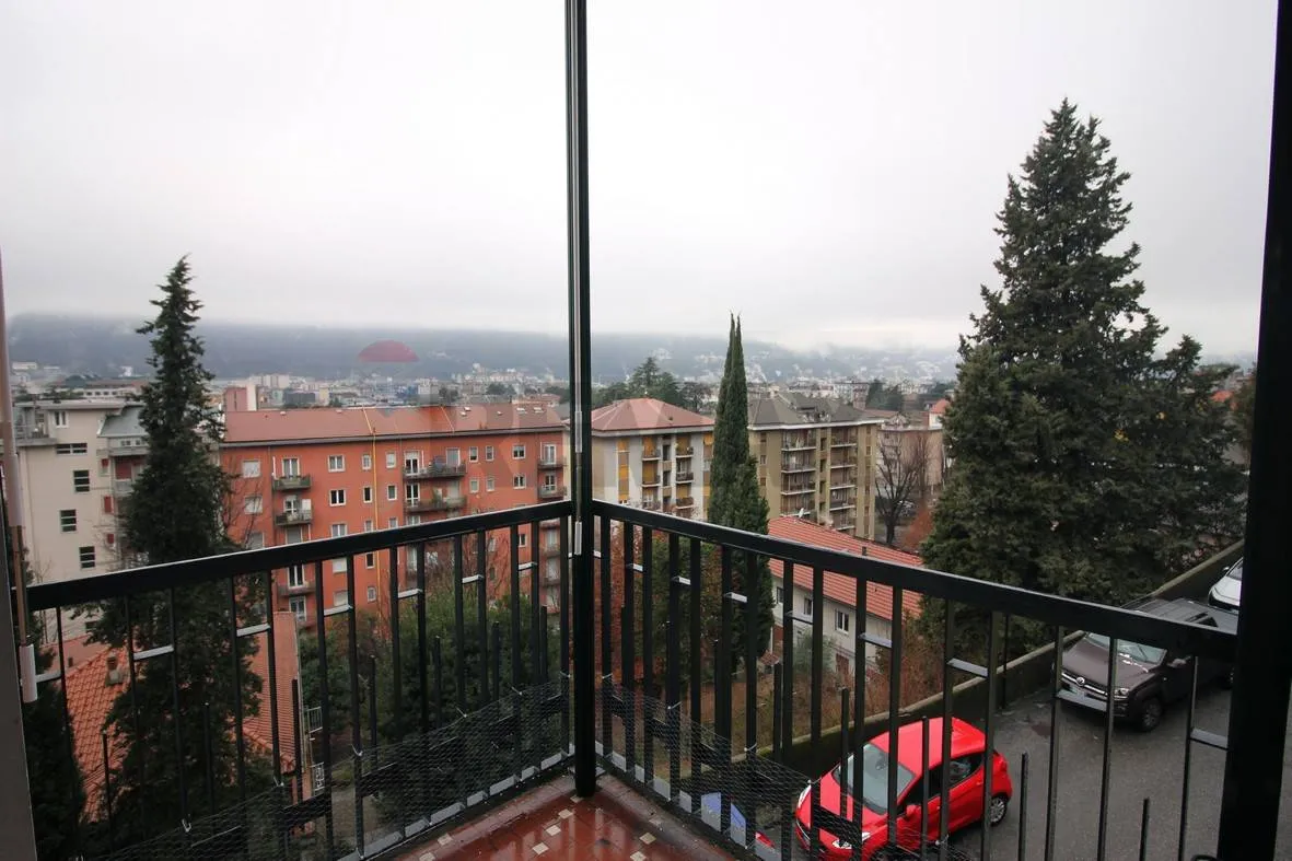 Appartamento in vendita a Como, Centro - foto 2