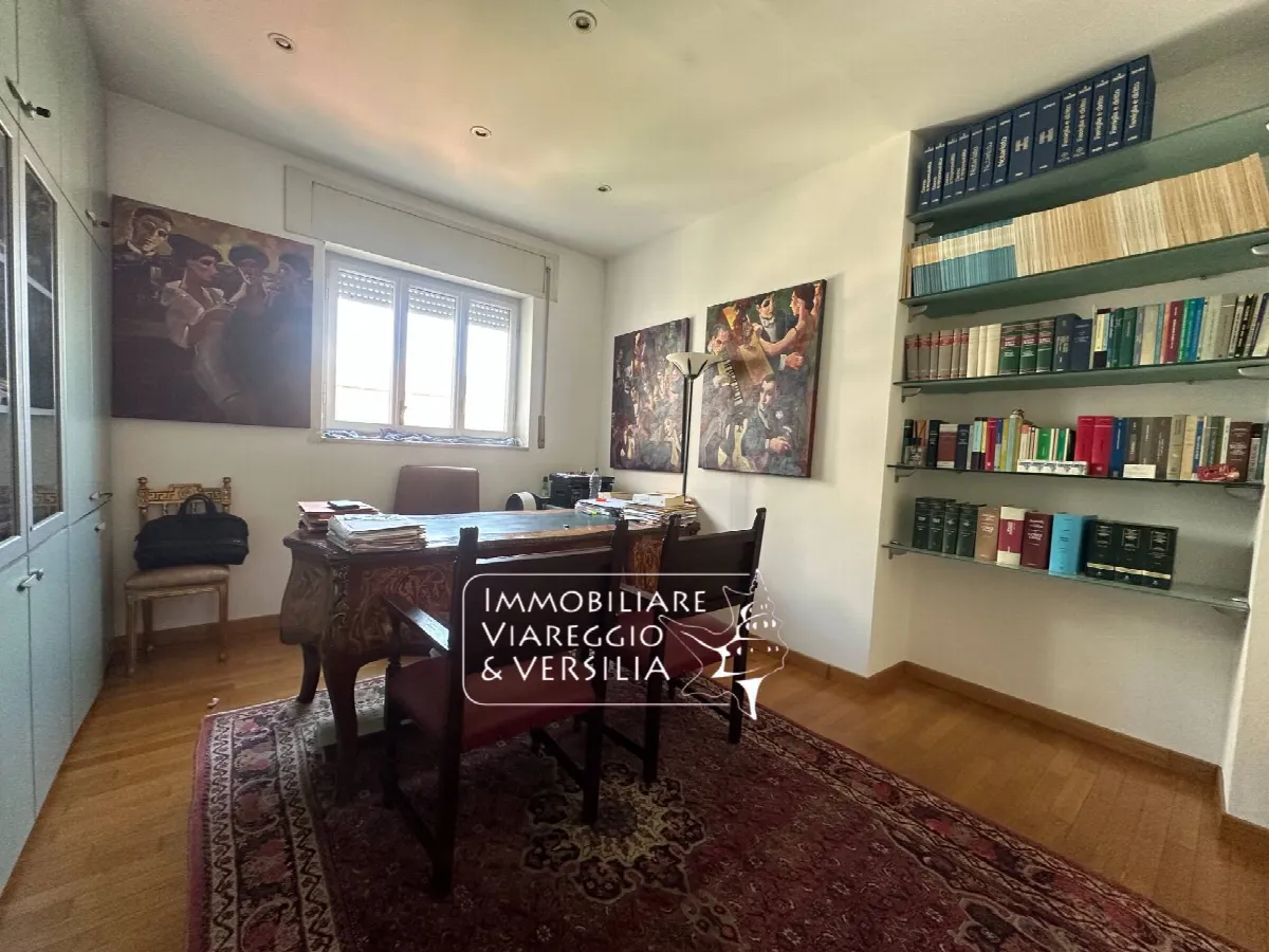 Appartamento in vendita a Viareggio, Centro Mare - foto 7