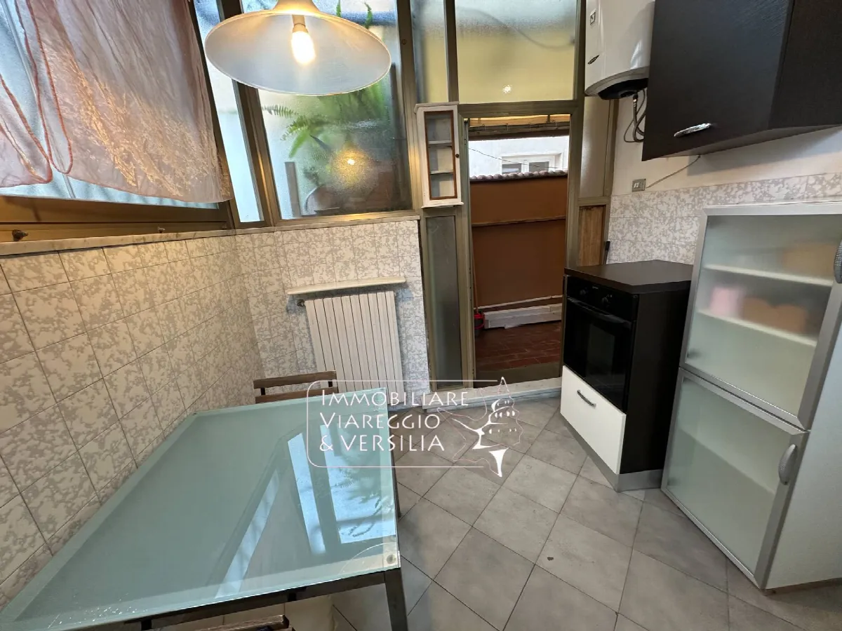 Appartamento in vendita a Viareggio, Centro Pineta - foto 6