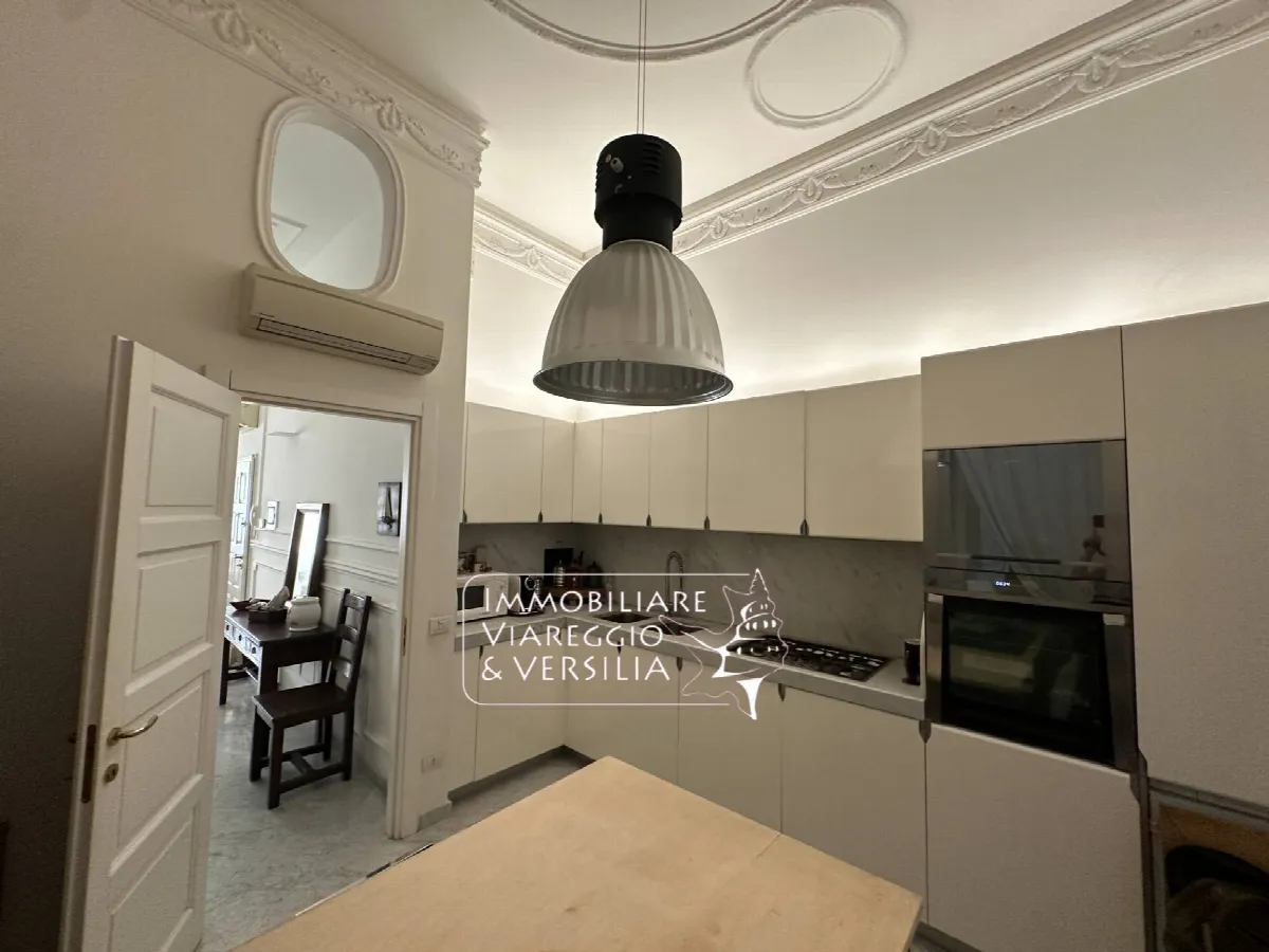 Appartamento in vendita a Viareggio, Centro Mare - foto 6