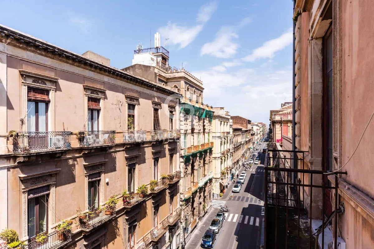 Appartamento in vendita a Catania, Centro Storico,Umberto,Etnea,Dante,Stesico - foto 2