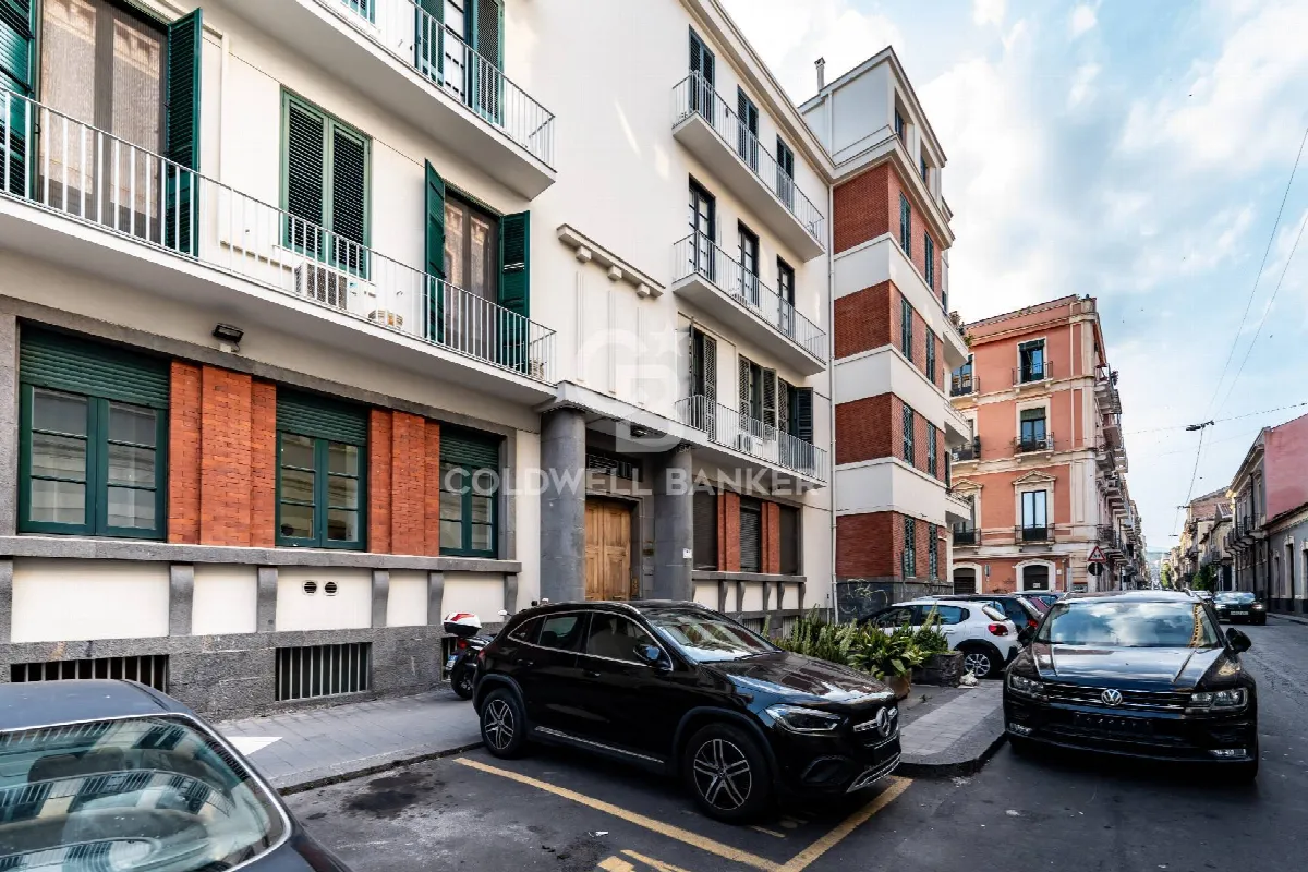Appartamento in vendita a Catania, Centro Storico,Umberto,Etnea,Dante,Stesico - foto 2