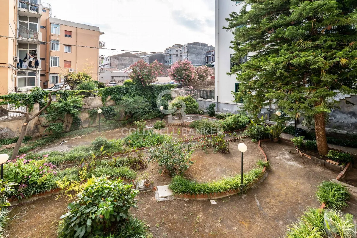 Appartamento in vendita a Catania, Centro Storico,Umberto,Etnea,Dante,Stesico - foto 9