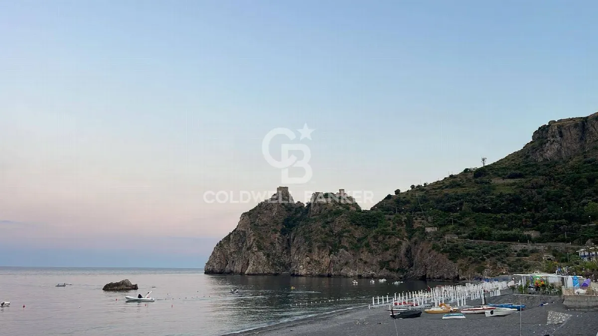 Appartamento in vendita a Sant'Alessio Siculo - foto 1
