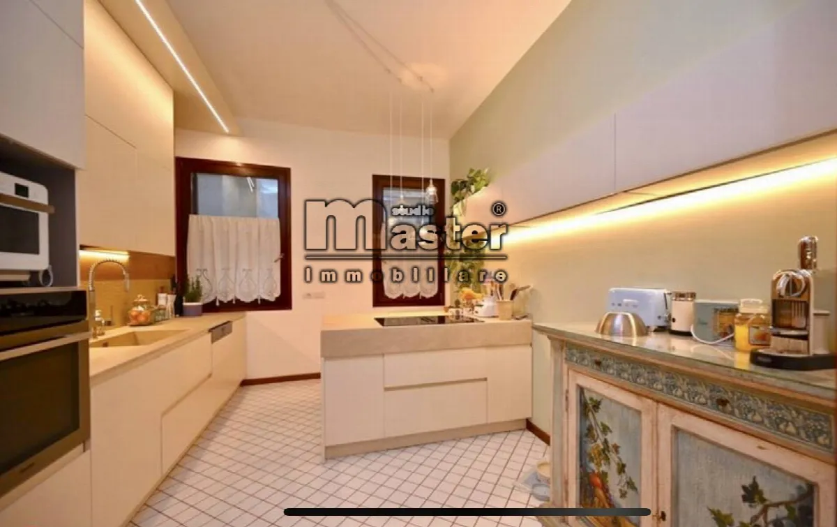 Appartamento 3 camere in vendita a Treviso, Centro storico - foto 4